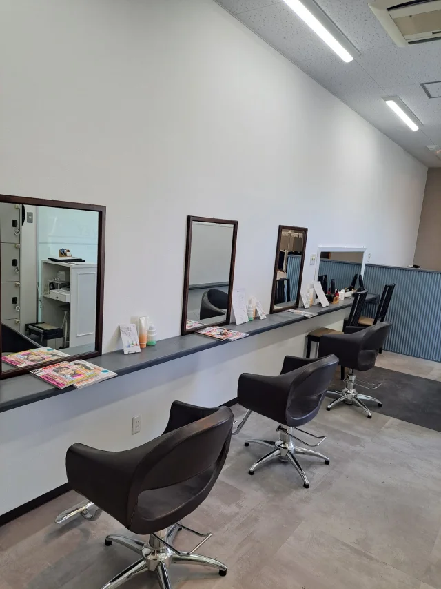 Y'syard(ワイズヤード)ヘアカラー専門店