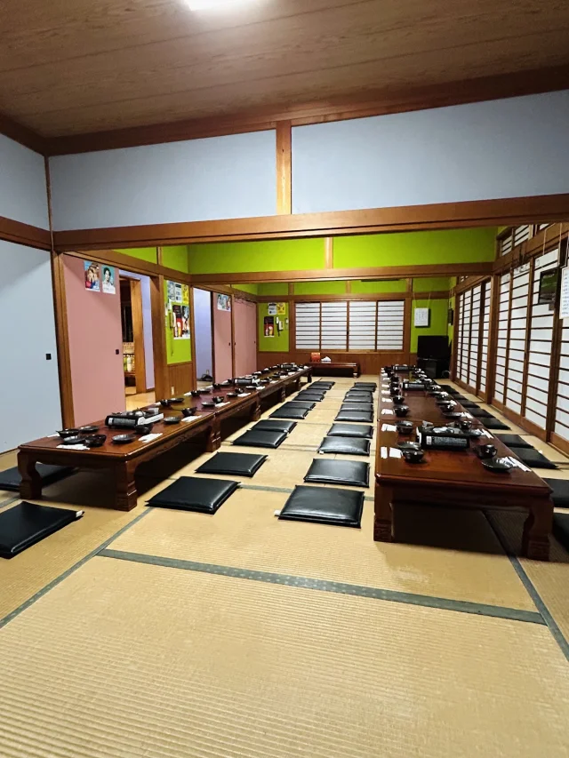 鶏八