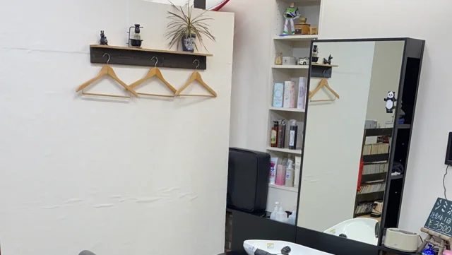 ヘアーサロンしまな