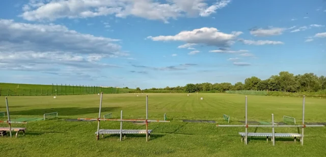 利根緑地運動公園ゴルフ練習場