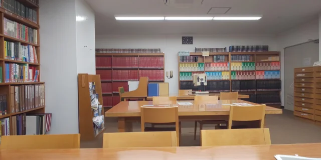 水戸市立中央図書館