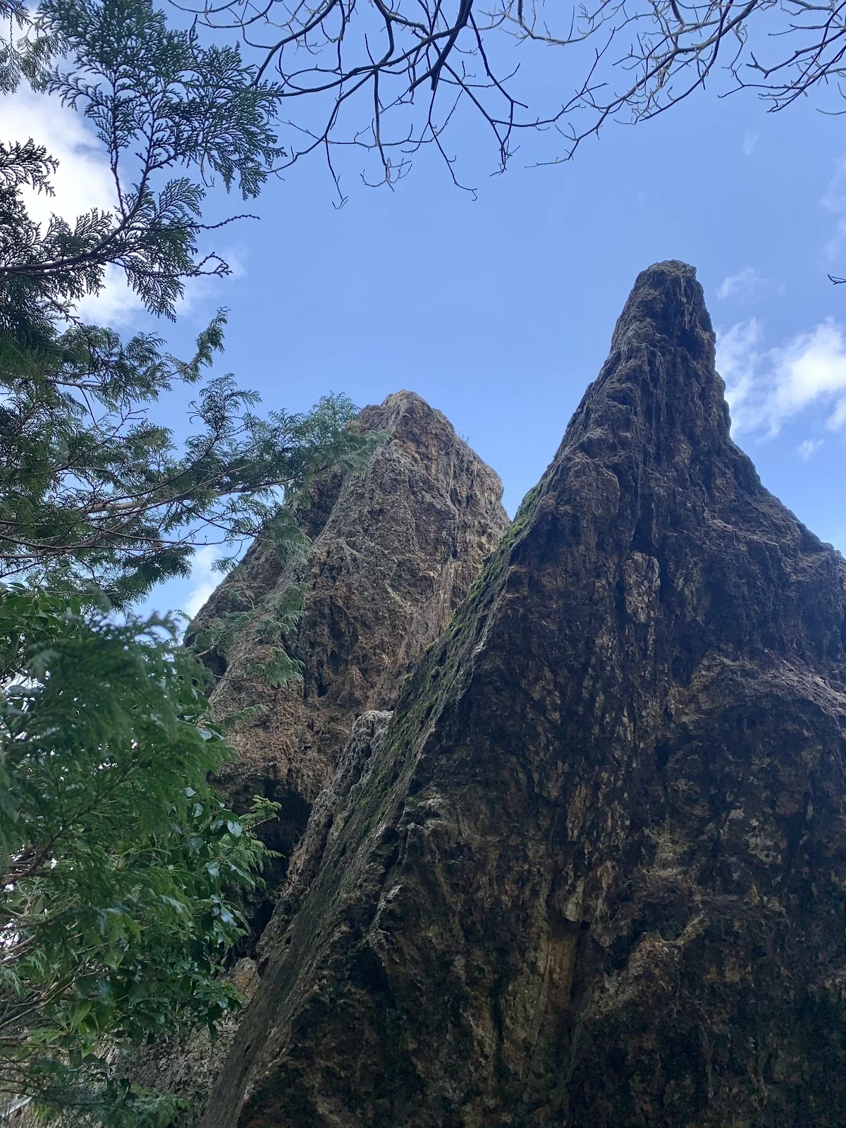 御岩山