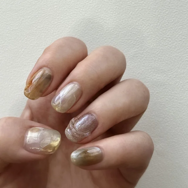 Wardrobe nail studio
