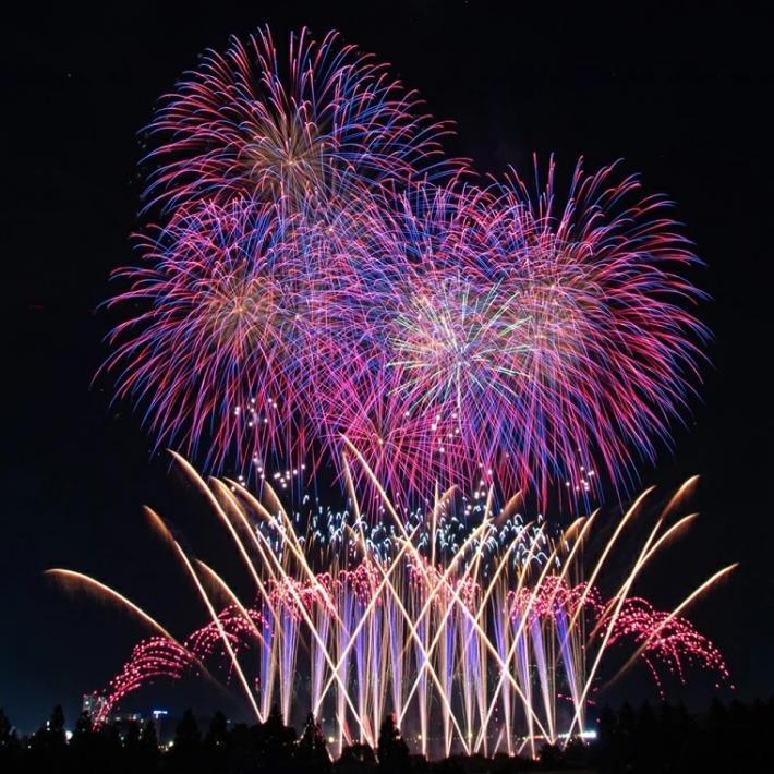 とりで利根川大花火